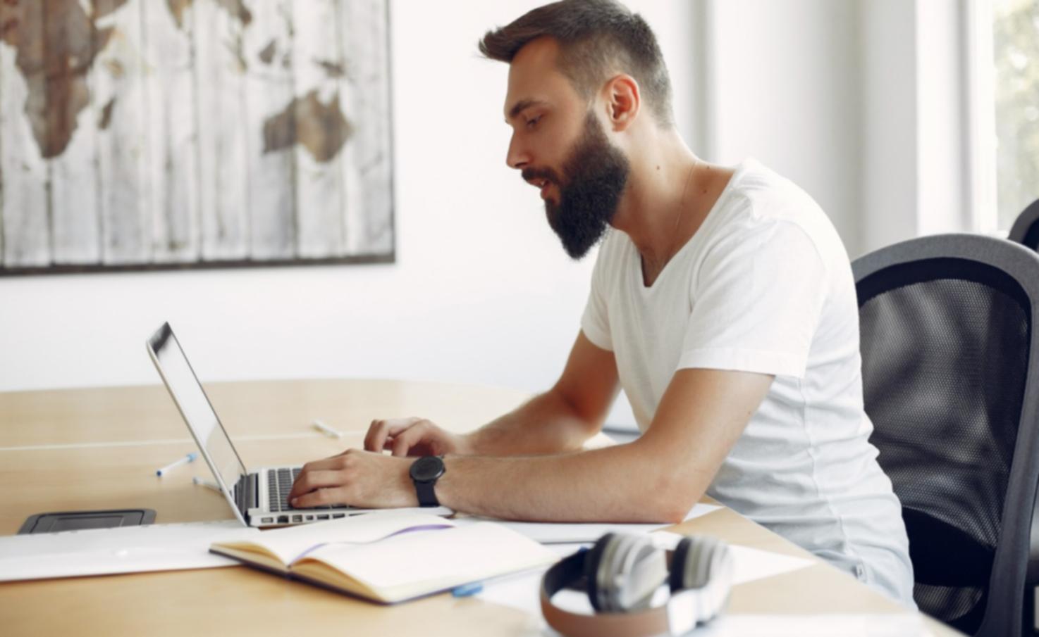 Session de travail personnalisée avec analyse financière détaillée